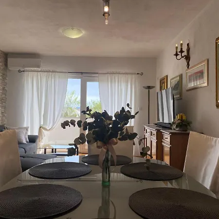 Luxardo Apartment *